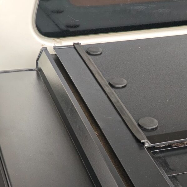 PICKUP ROLL-UP COVER - EMBEDDED - Image 6